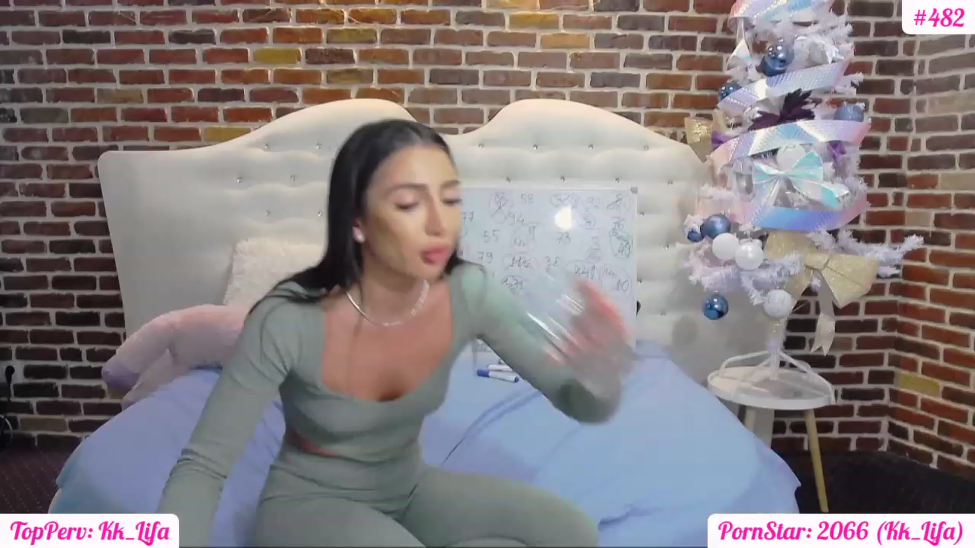 Gallery image thumbnail from KaraKhalifa's myfreecams stream on, 12/22/2022, 19:00 image 14 of 20