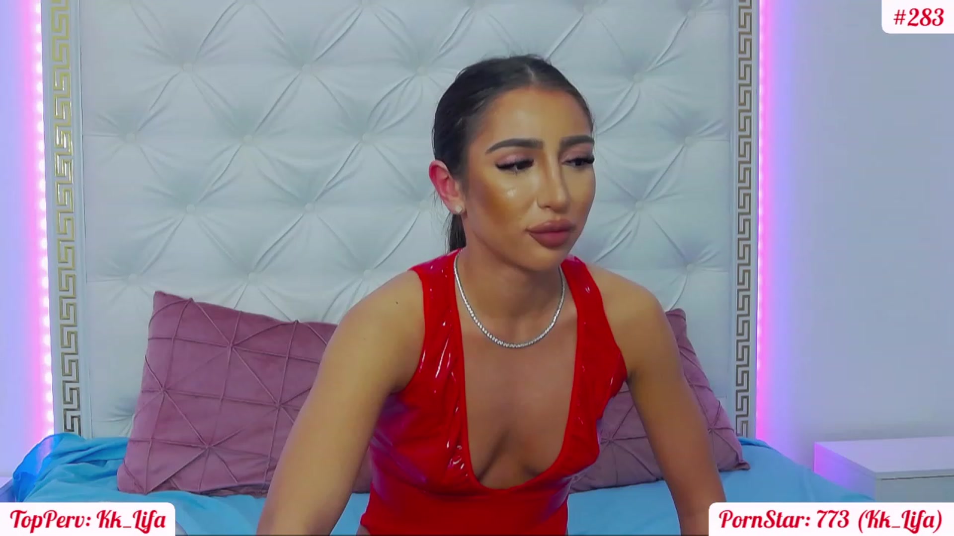 Gallery image thumbnail from KaraKhalifa's myfreecams stream on, 12/30/2022, 19:05 image 20 of 20