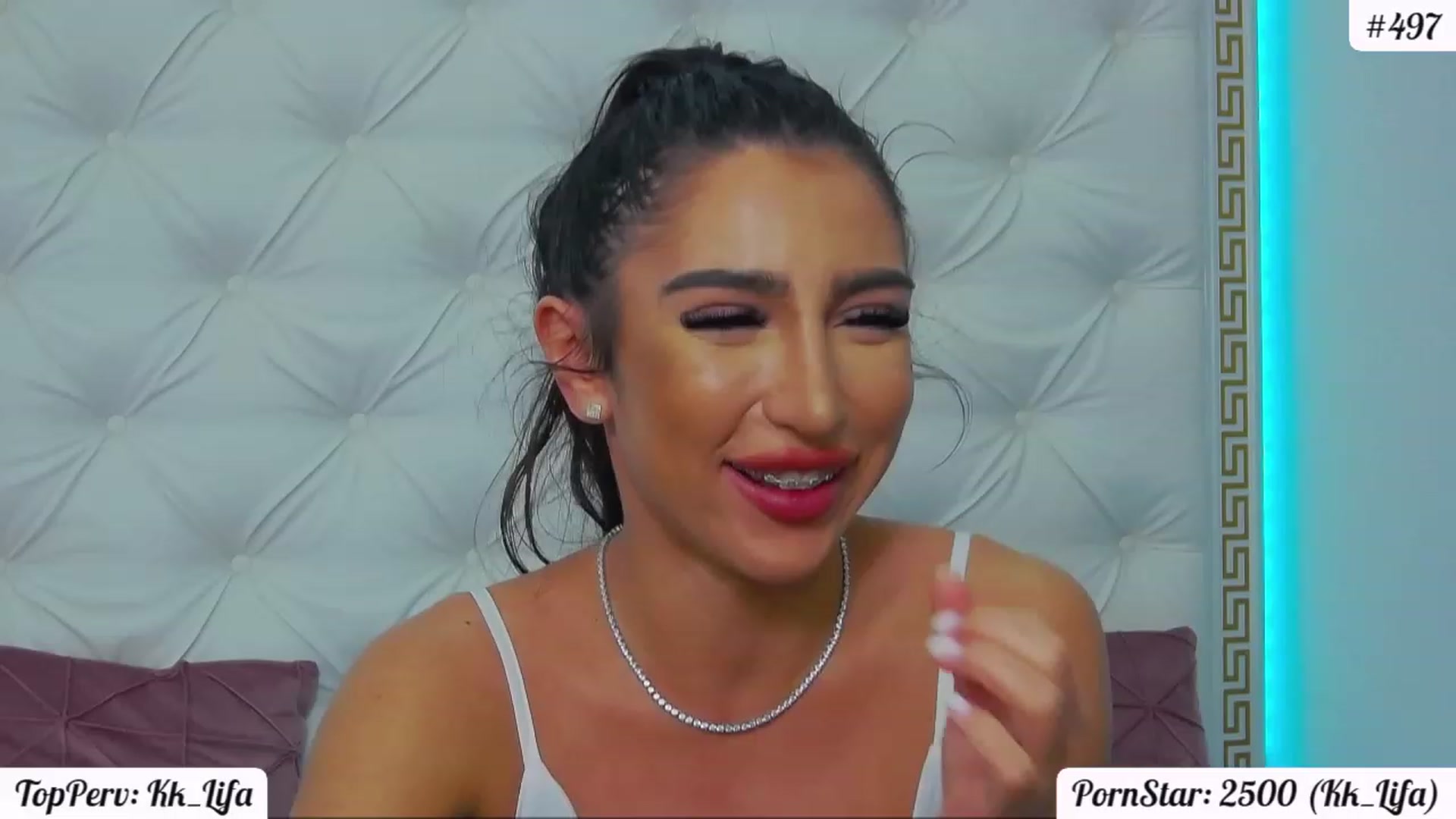 Gallery image thumbnail from KaraKhalifa's myfreecams stream on, 01/03/2023, 20:33 image 2 of 20