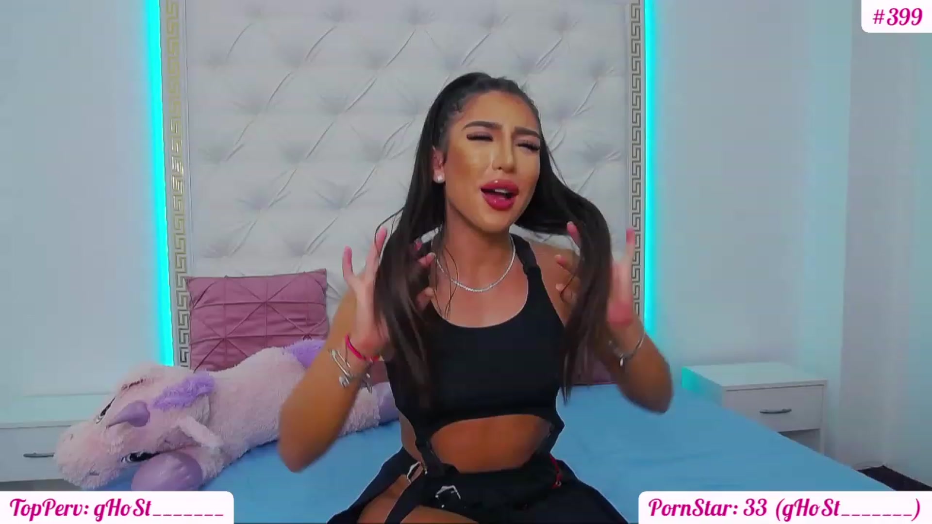 Gallery image thumbnail from KaraKhalifa's myfreecams stream on, 01/05/2023, 16:30 image 9 of 20