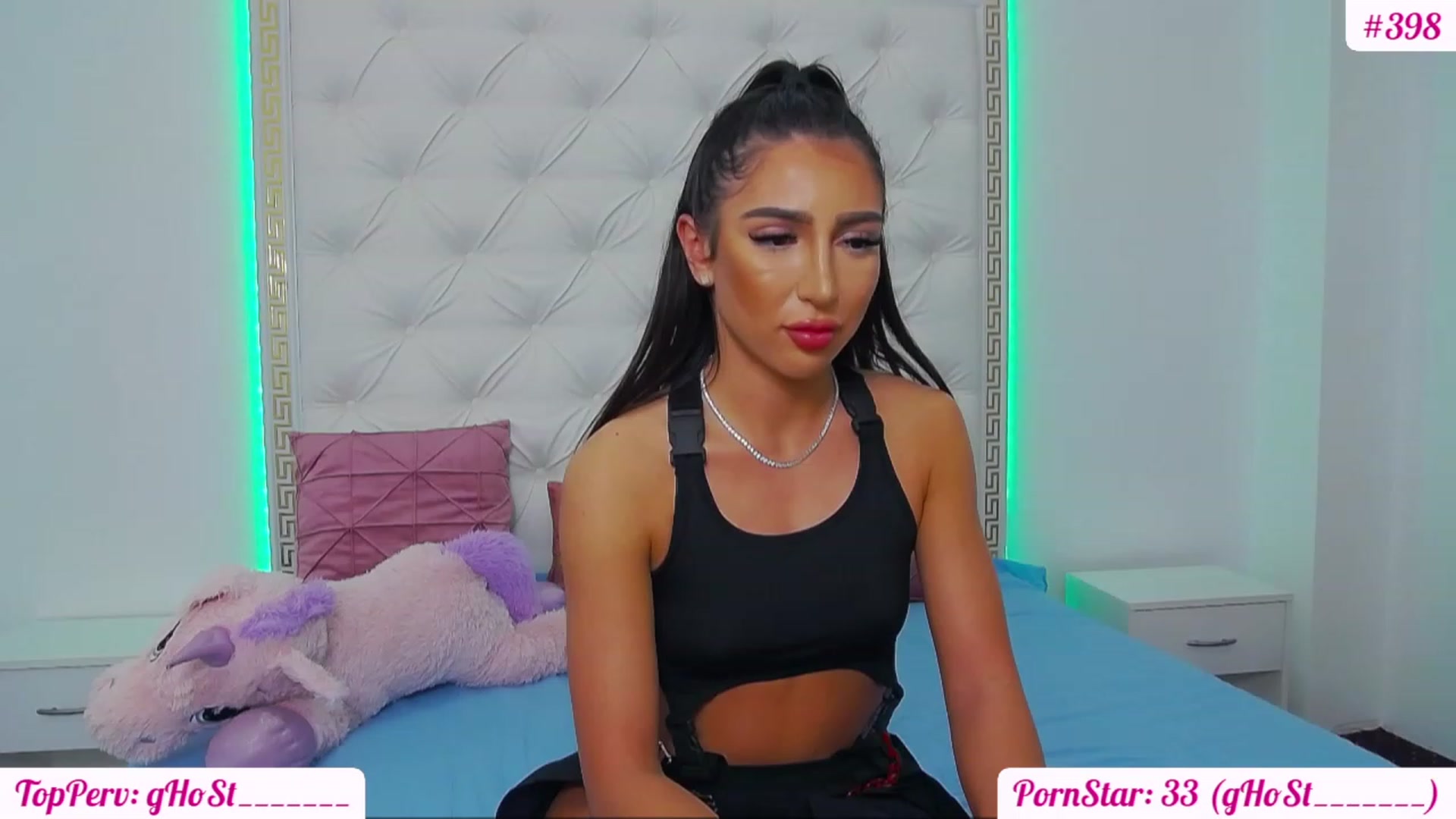 Gallery image thumbnail from KaraKhalifa's myfreecams stream on, 01/05/2023, 16:30 image 8 of 20