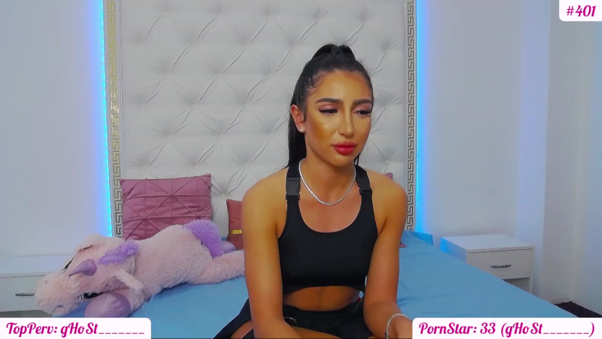 Gallery image thumbnail from KaraKhalifa's myfreecams stream on, 01/05/2023, 16:30 image 13 of 20