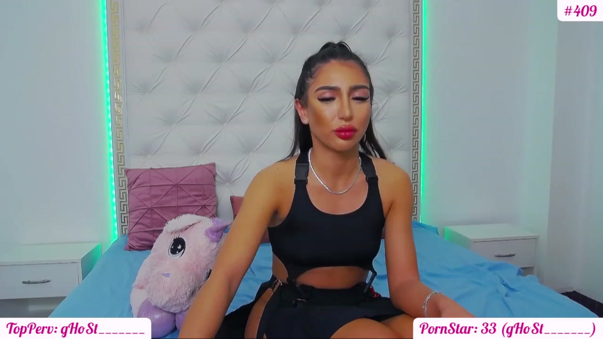 Gallery image thumbnail from KaraKhalifa's myfreecams stream on, 01/05/2023, 18:08 image 18 of 20