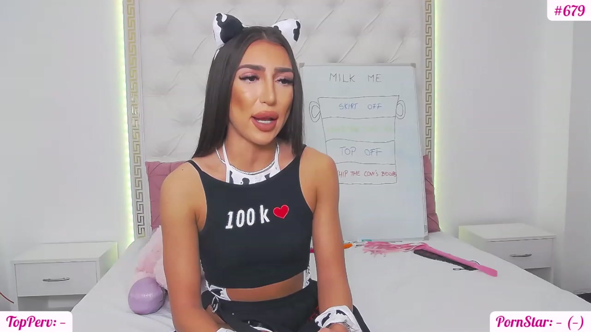 Gallery image thumbnail from KaraKhalifa's myfreecams stream on, 01/07/2023, 17:25 image 15 of 20