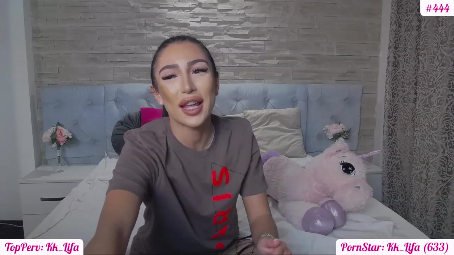 Gallery image thumbnail from KaraKhalifa's myfreecams stream on, 01/10/2023, 16:01 image 12 of 20