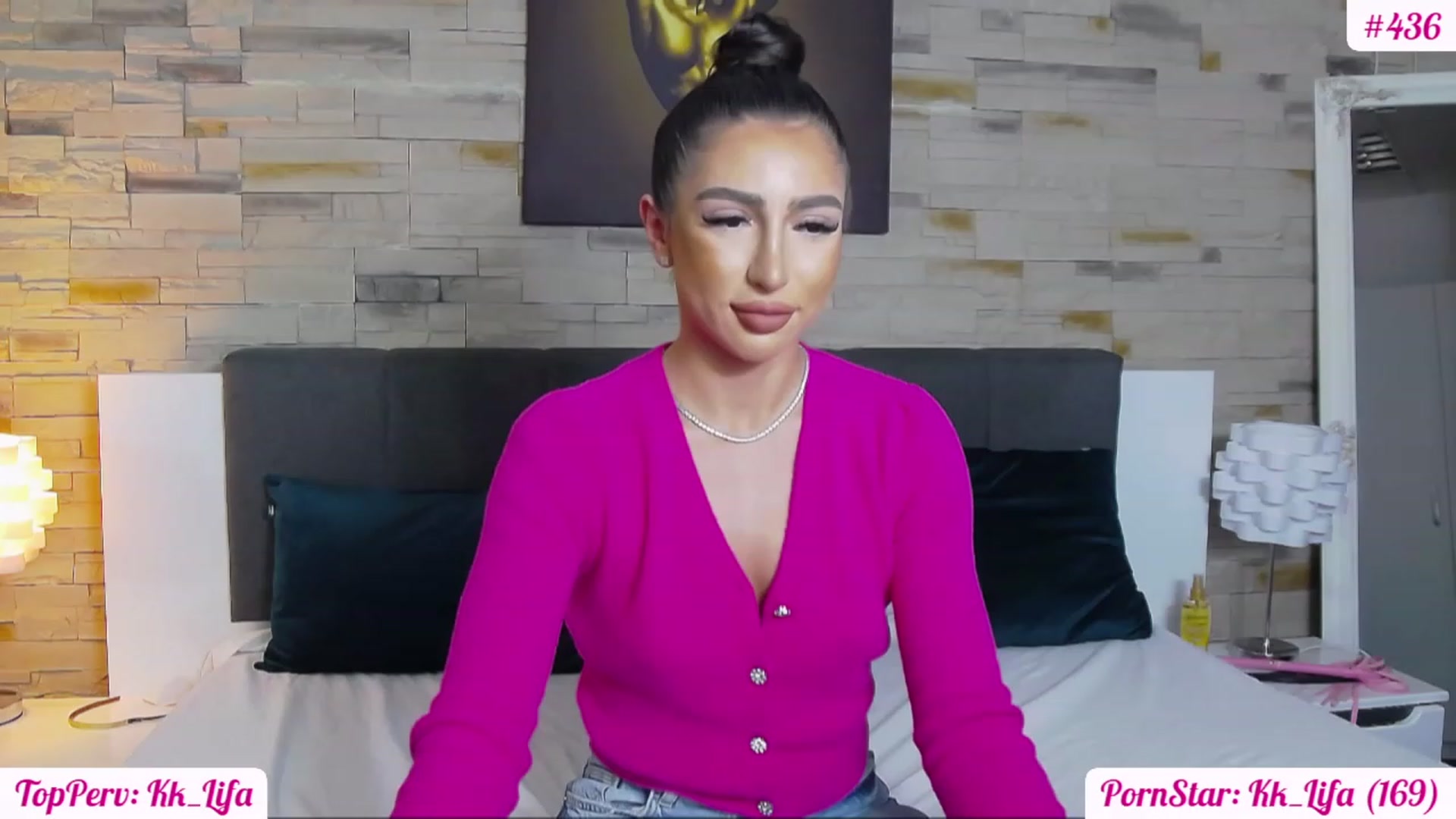 Gallery image thumbnail from KaraKhalifa's myfreecams stream on, 01/12/2023, 15:52 image 12 of 20