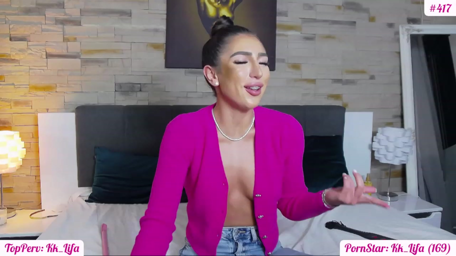 Gallery image thumbnail from KaraKhalifa's myfreecams stream on, 01/12/2023, 19:48 image 3 of 20