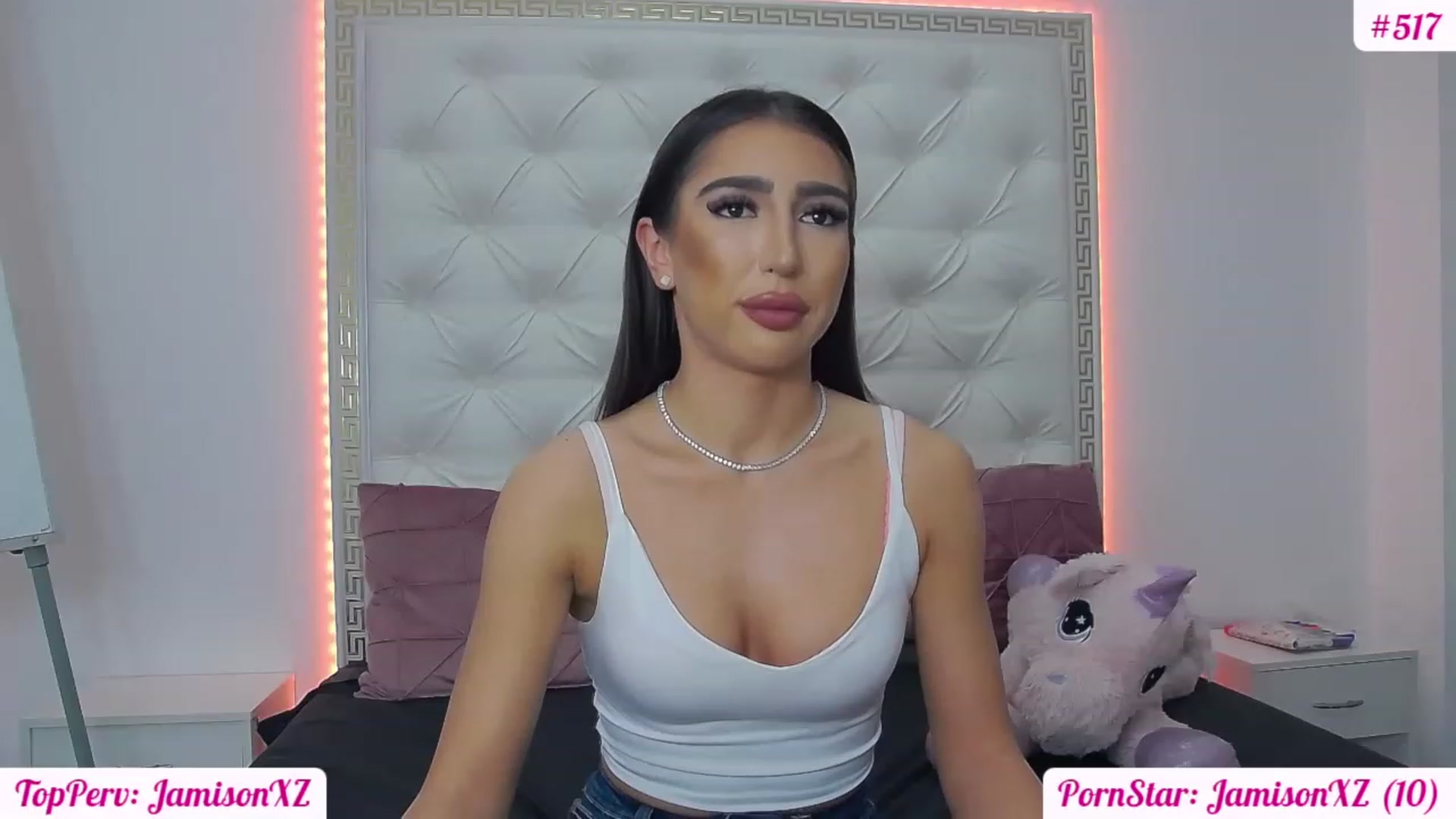 Gallery image thumbnail from KaraKhalifa's myfreecams stream on, 01/18/2023, 15:23 image 2 of 20