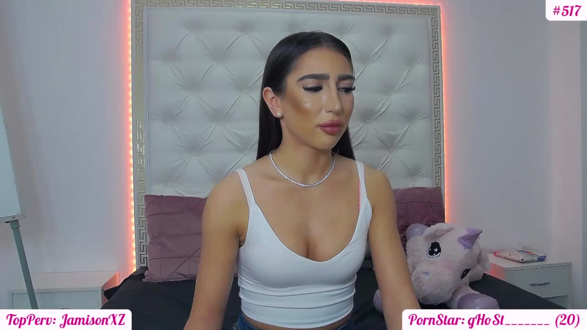 Gallery image thumbnail from KaraKhalifa's myfreecams stream on, 01/18/2023, 15:23 image 13 of 20