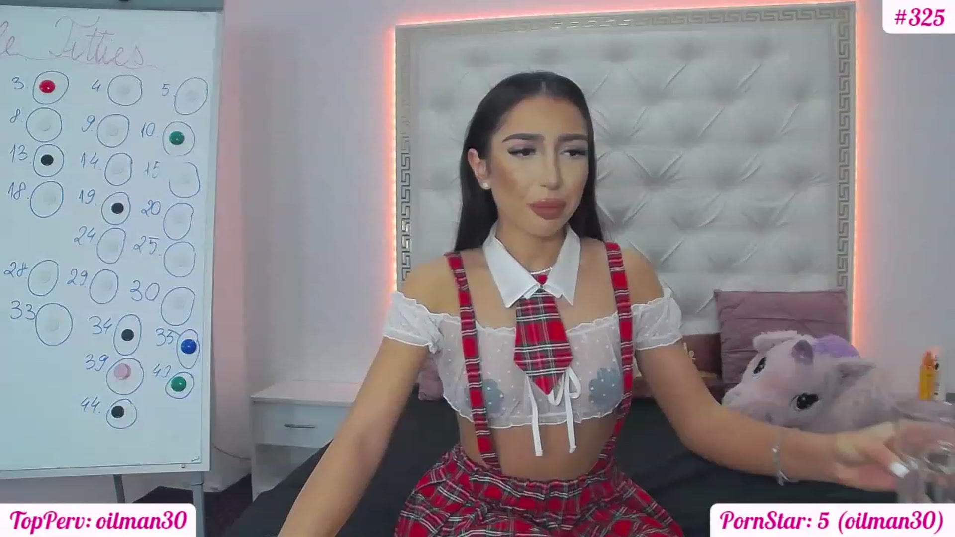 Gallery image thumbnail from KaraKhalifa's myfreecams stream on, 01/21/2023, 15:12 image 3 of 20