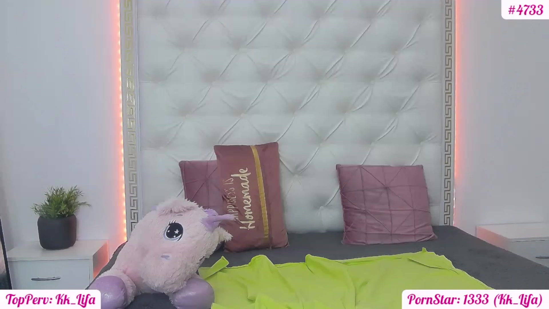 Gallery image thumbnail from KaraKhalifa's myfreecams stream on, 02/09/2023, 20:02 image 5 of 20