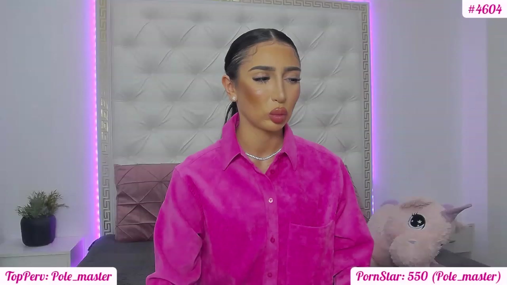 Gallery image thumbnail from KaraKhalifa's myfreecams stream on, 02/10/2023, 15:57 image 9 of 20