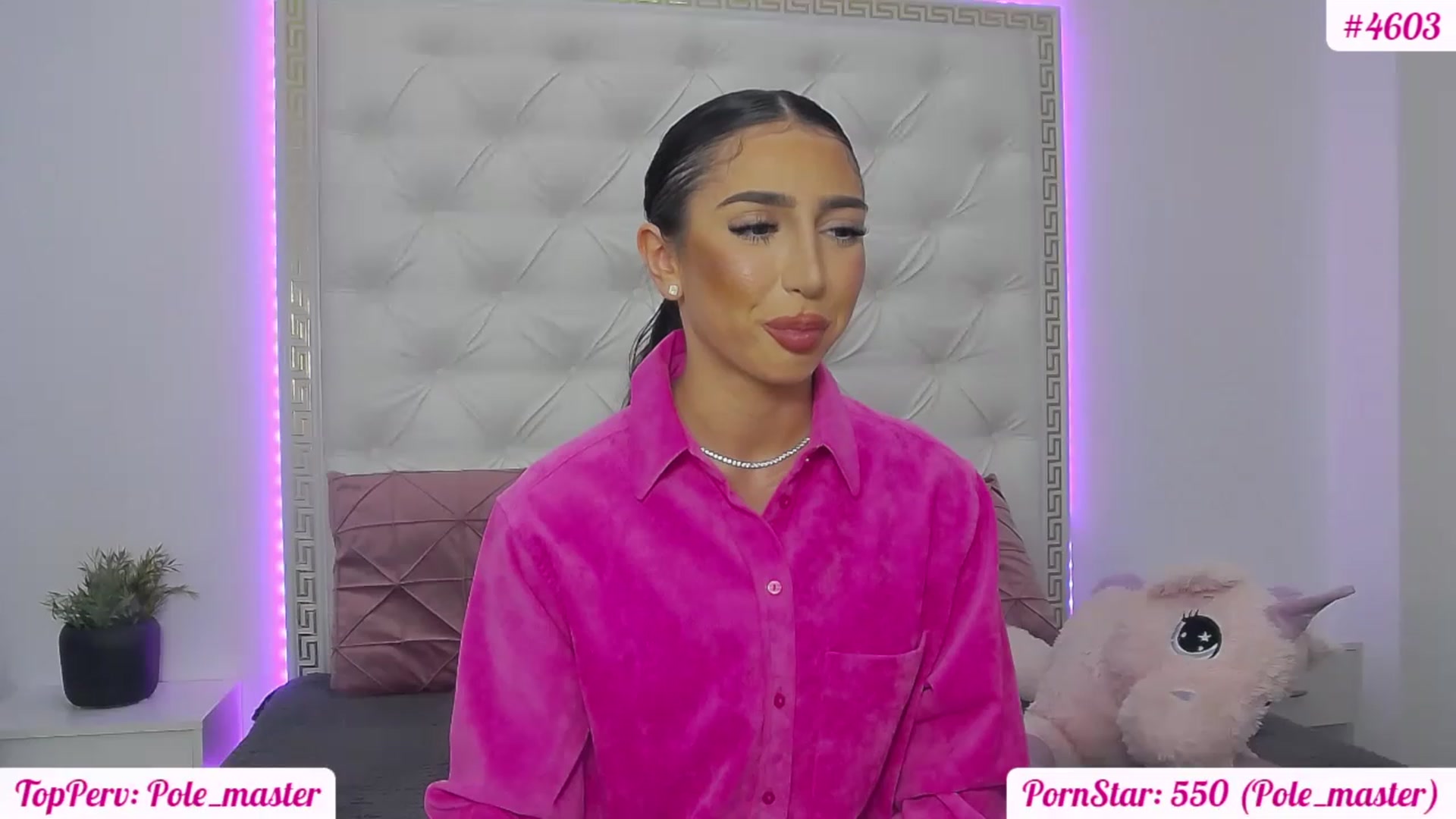 Gallery image thumbnail from KaraKhalifa's myfreecams stream on, 02/10/2023, 15:57 image 7 of 20