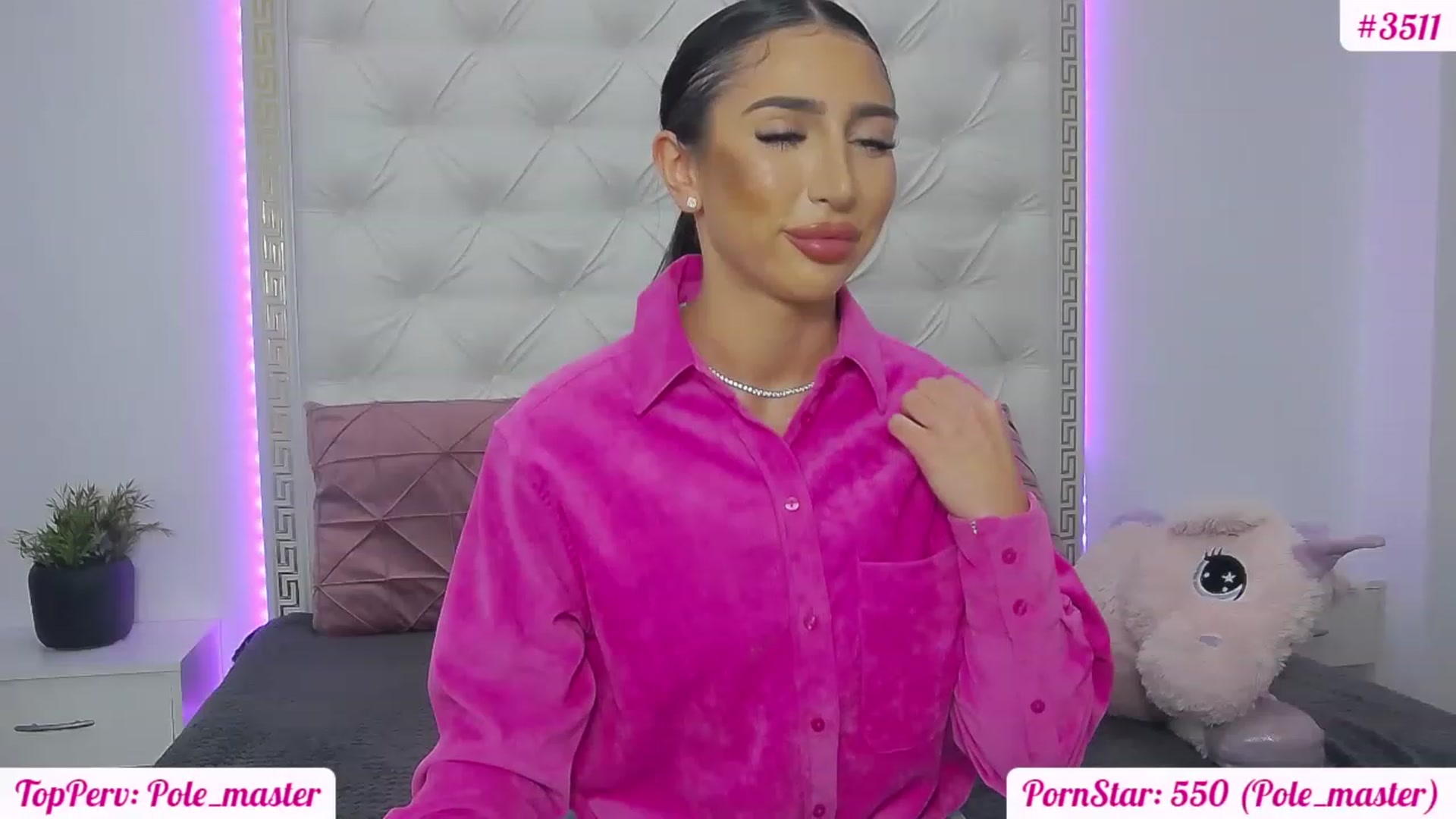 Gallery image thumbnail from KaraKhalifa's myfreecams stream on, 02/10/2023, 19:48 image 6 of 20