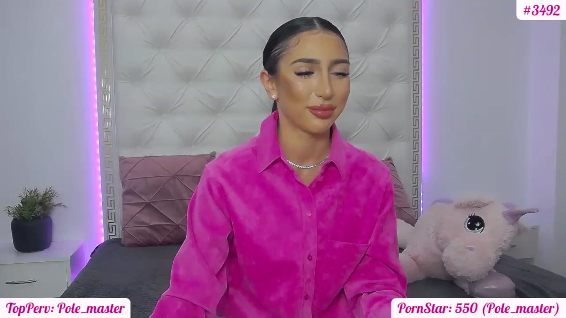 Gallery image thumbnail from KaraKhalifa's myfreecams stream on, 02/10/2023, 19:48 image 10 of 20