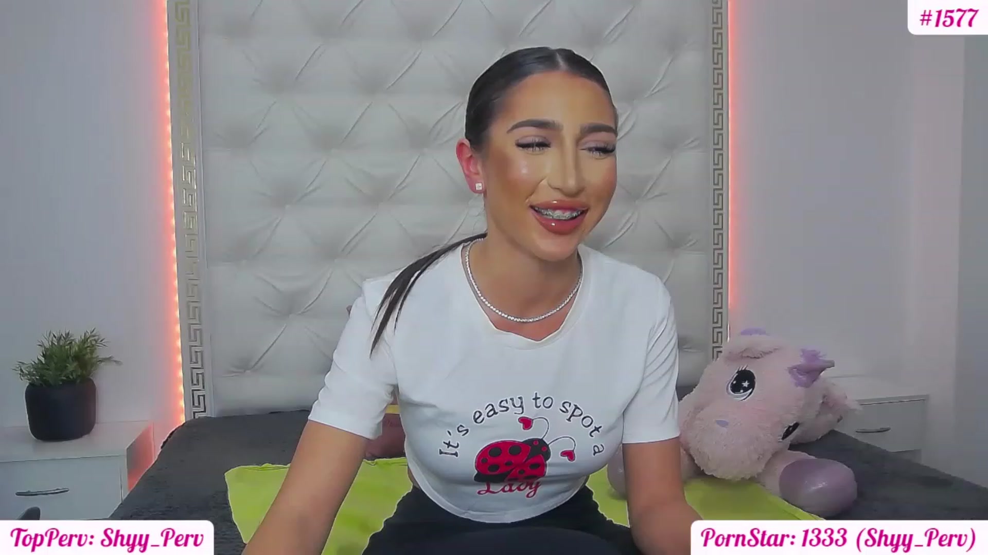 Gallery image thumbnail from KaraKhalifa's myfreecams stream on, 02/11/2023, 17:58 image 8 of 20