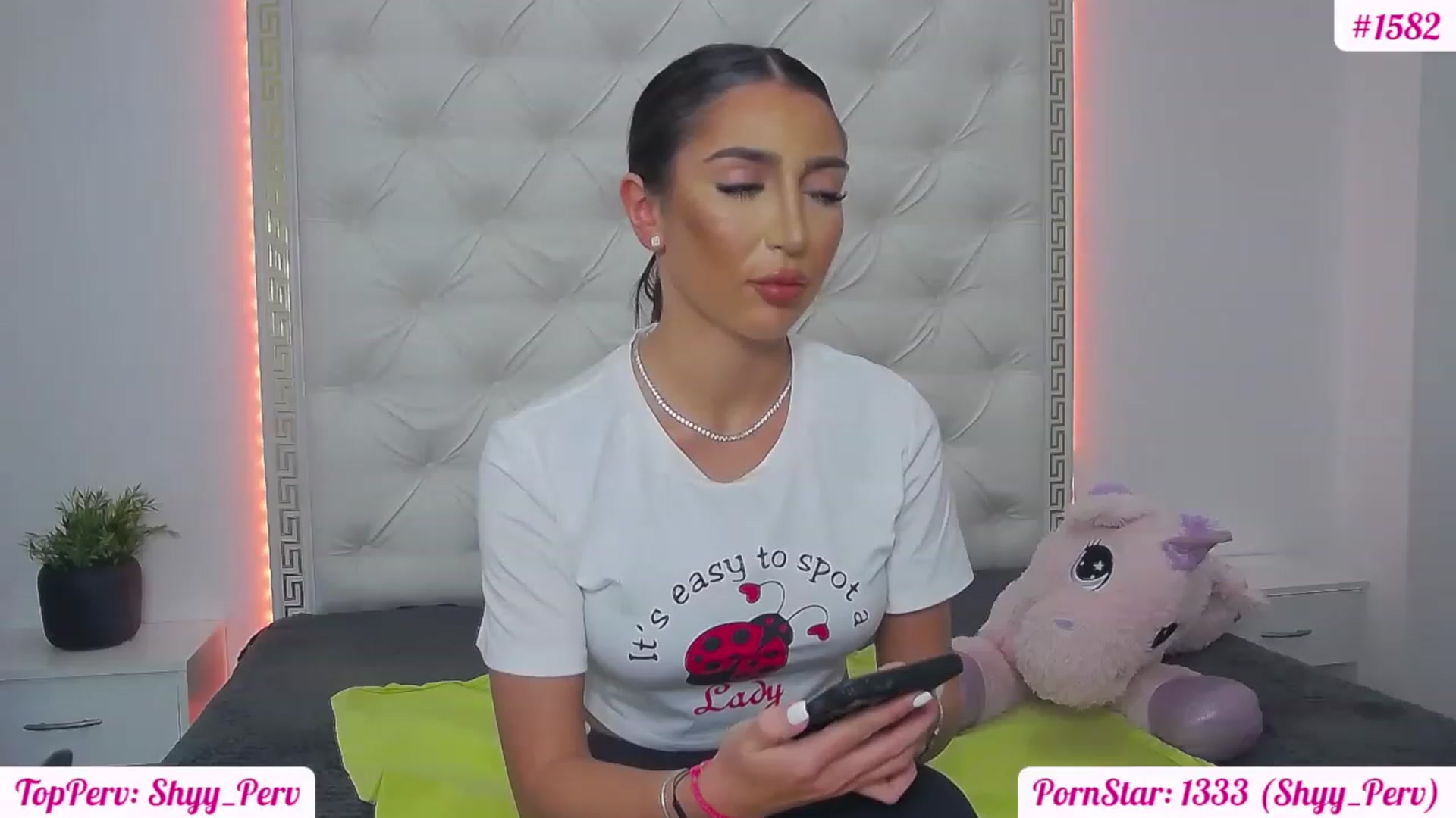 Gallery image thumbnail from KaraKhalifa's myfreecams stream on, 02/11/2023, 17:58 image 13 of 20