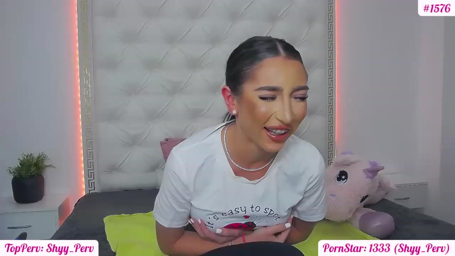 Gallery image thumbnail from KaraKhalifa's myfreecams stream on, 02/11/2023, 17:58 image 6 of 20
