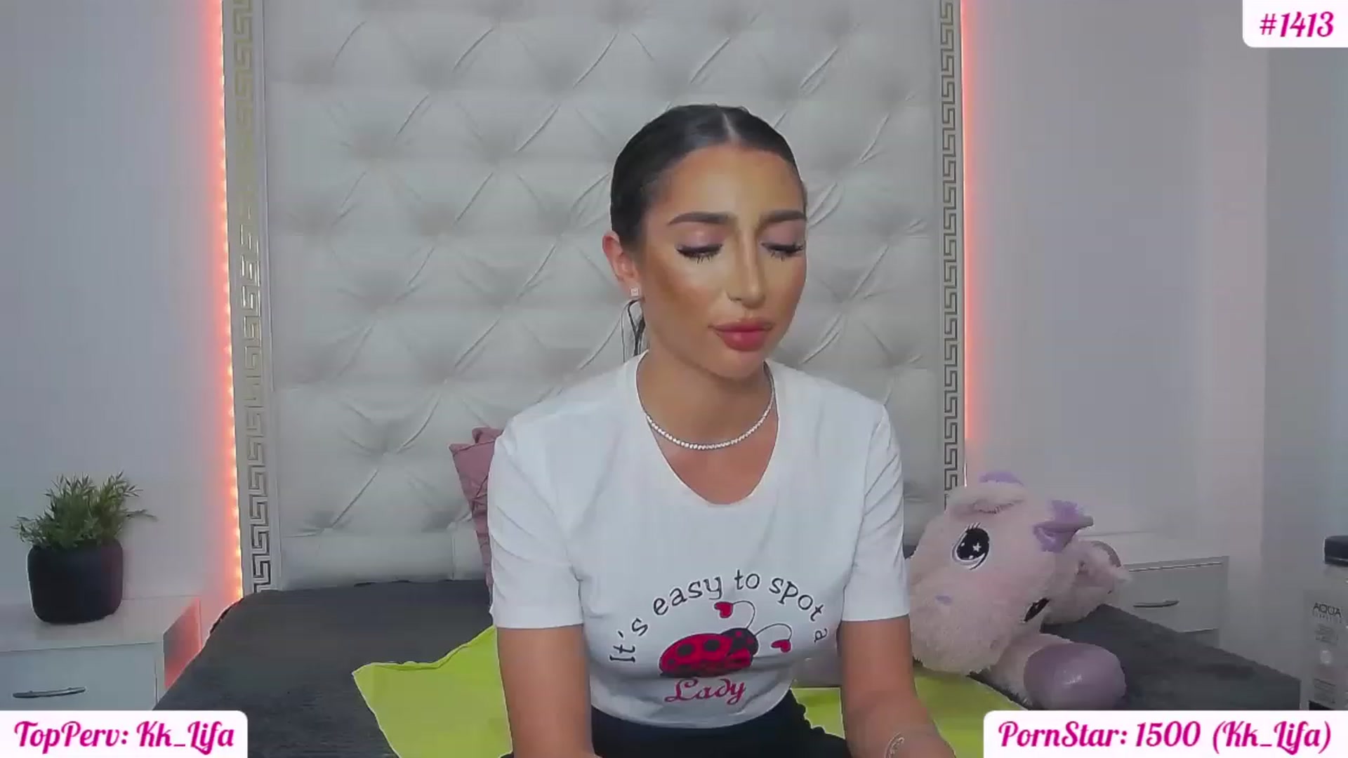 Gallery image thumbnail from KaraKhalifa's myfreecams stream on, 02/11/2023, 19:34 image 19 of 20