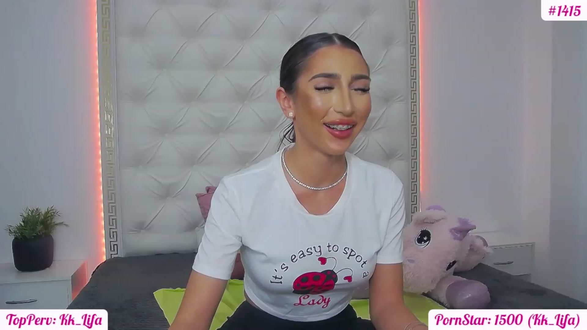 Gallery image thumbnail from KaraKhalifa's myfreecams stream on, 02/11/2023, 19:34 image 16 of 20