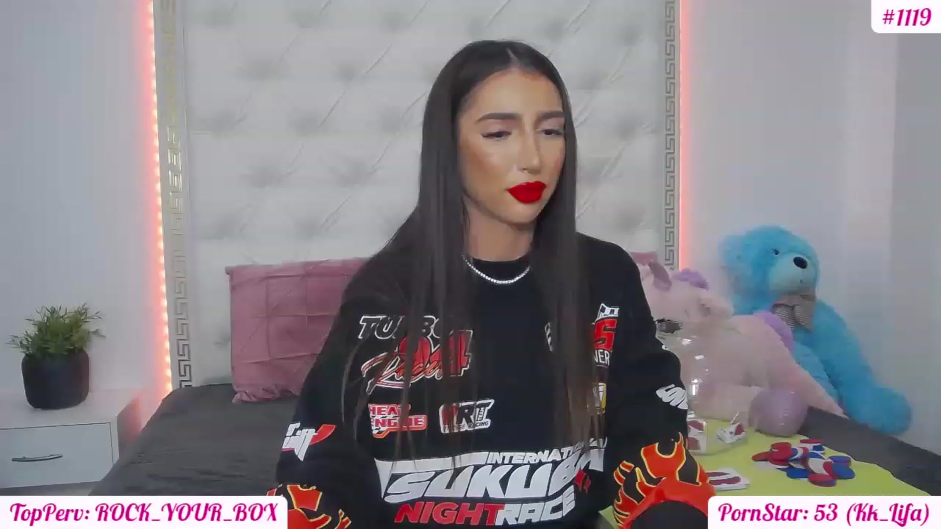 Gallery image thumbnail from KaraKhalifa's myfreecams stream on, 02/13/2023, 17:05 image 18 of 20