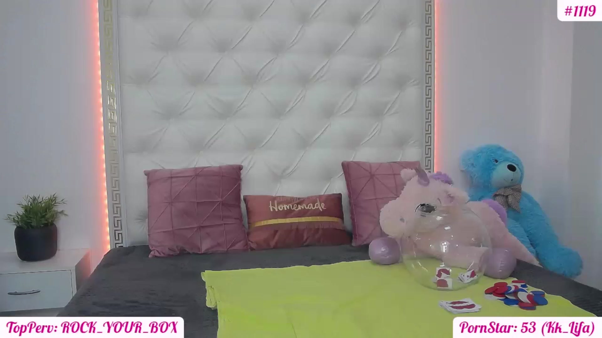 Gallery image thumbnail from KaraKhalifa's myfreecams stream on, 02/13/2023, 17:05 image 10 of 20