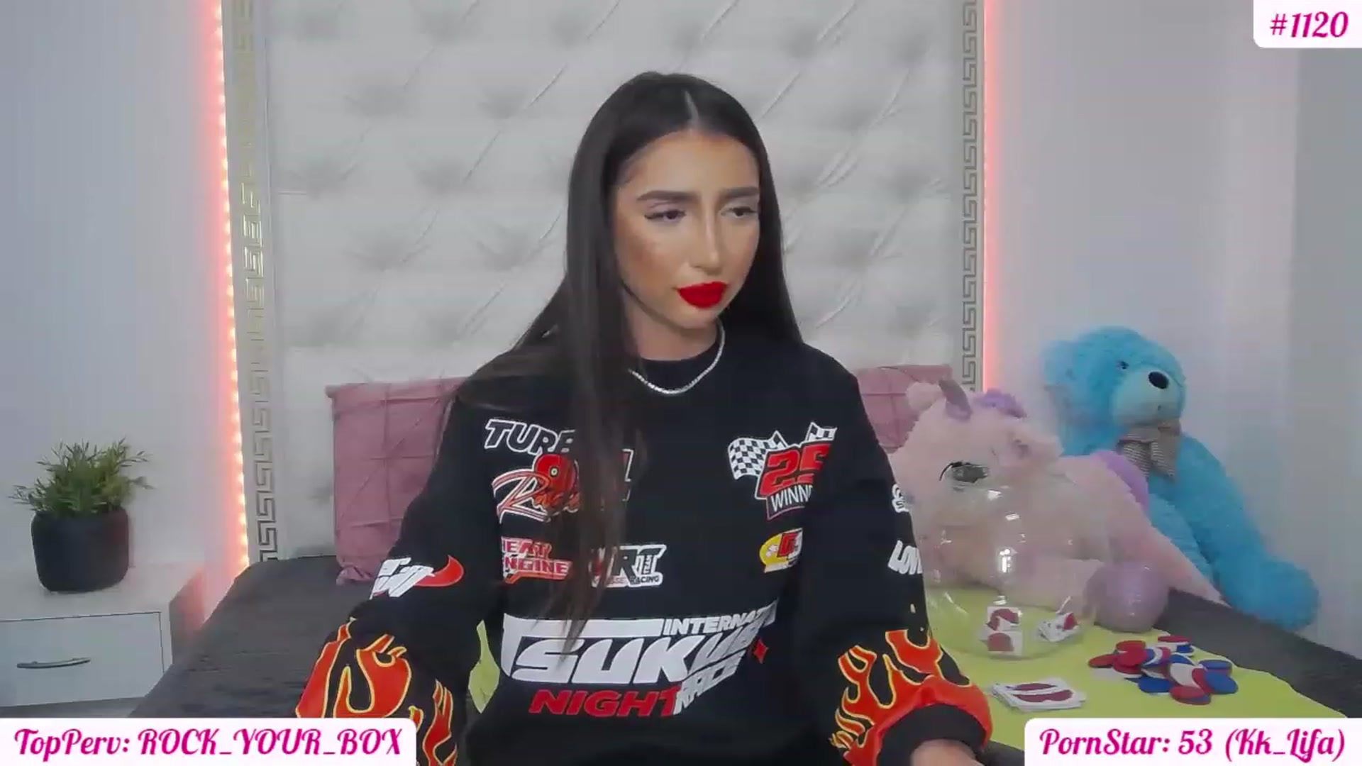Gallery image thumbnail from KaraKhalifa's myfreecams stream on, 02/13/2023, 17:05 image 19 of 20