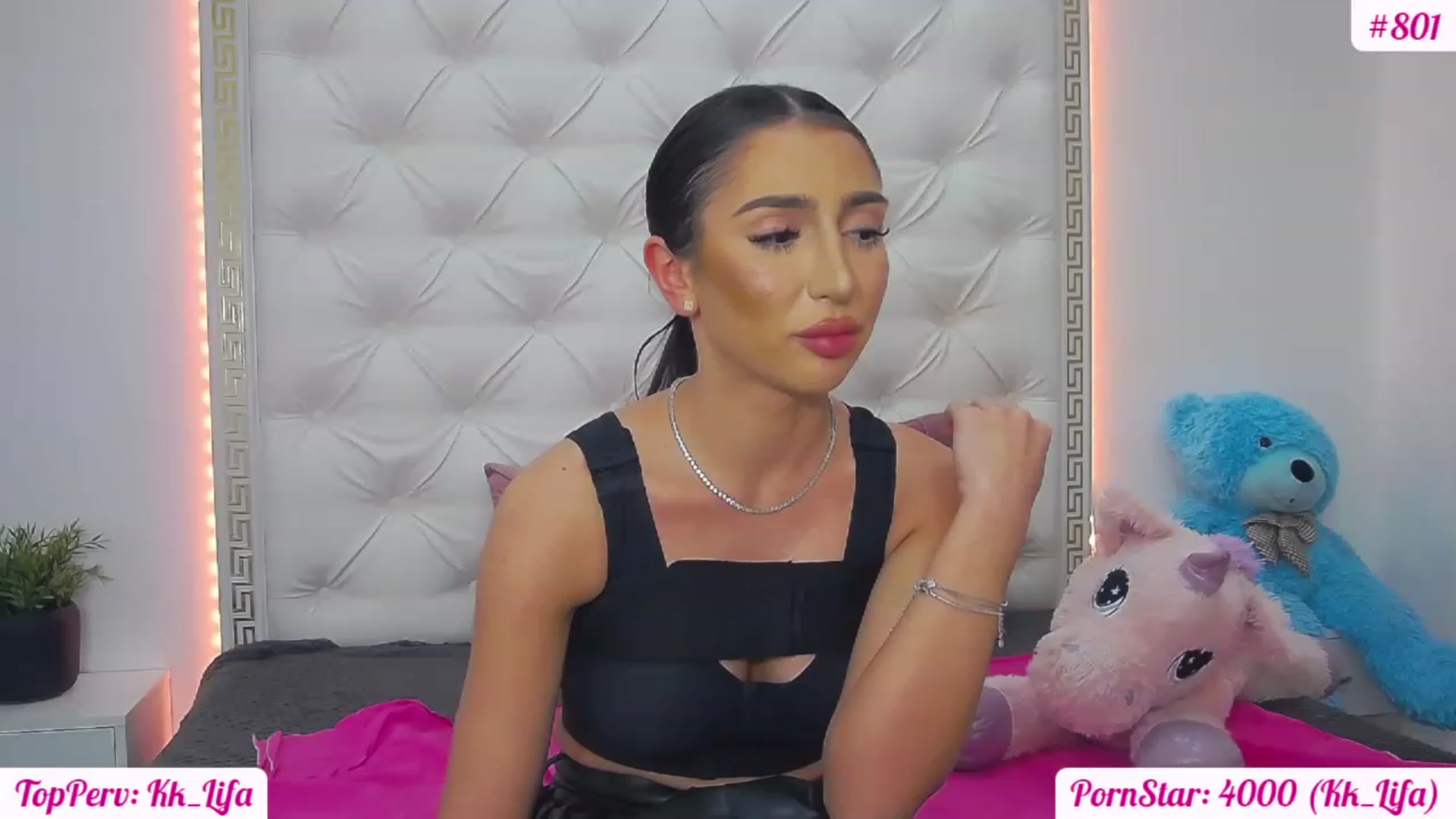 Gallery image thumbnail from KaraKhalifa's myfreecams stream on, 02/14/2023, 19:42 image 8 of 20