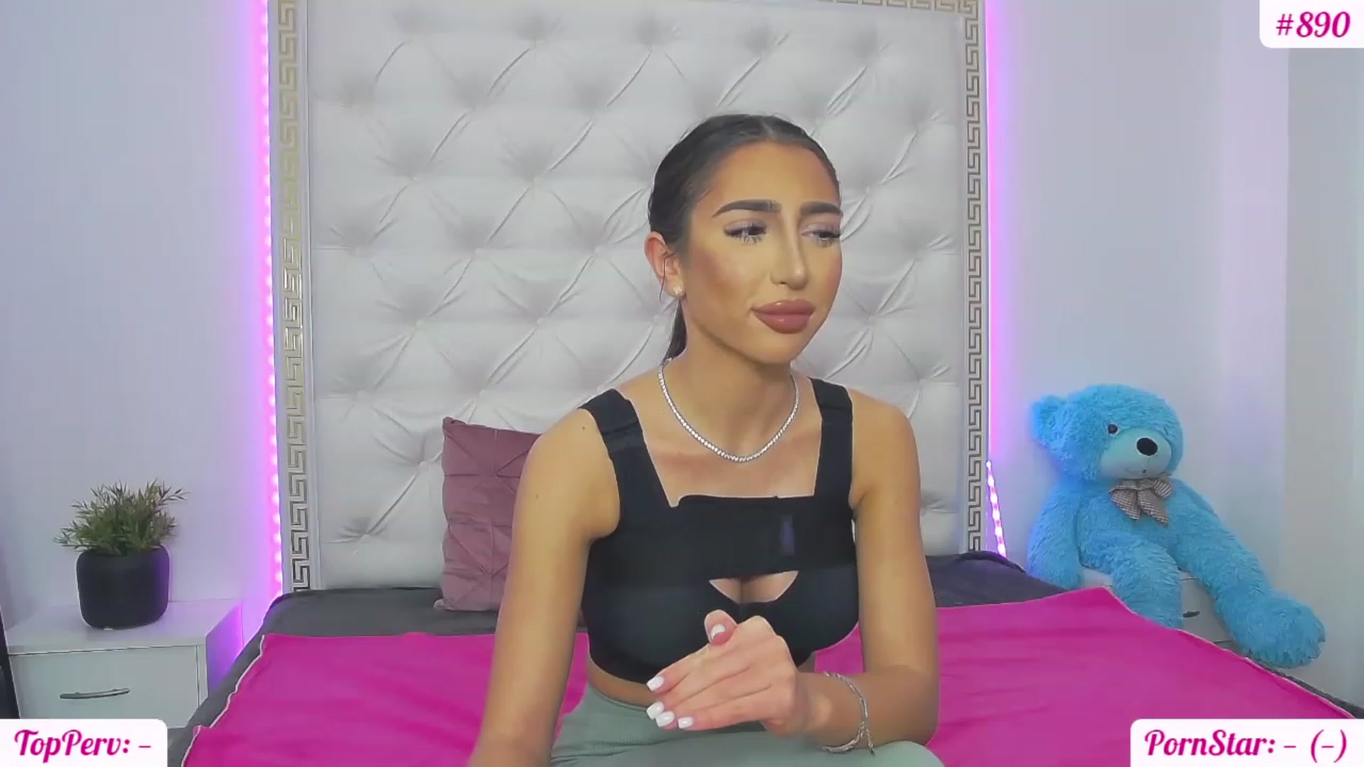 Gallery image thumbnail from KaraKhalifa's myfreecams stream on, 02/15/2023, 15:44 image 12 of 20