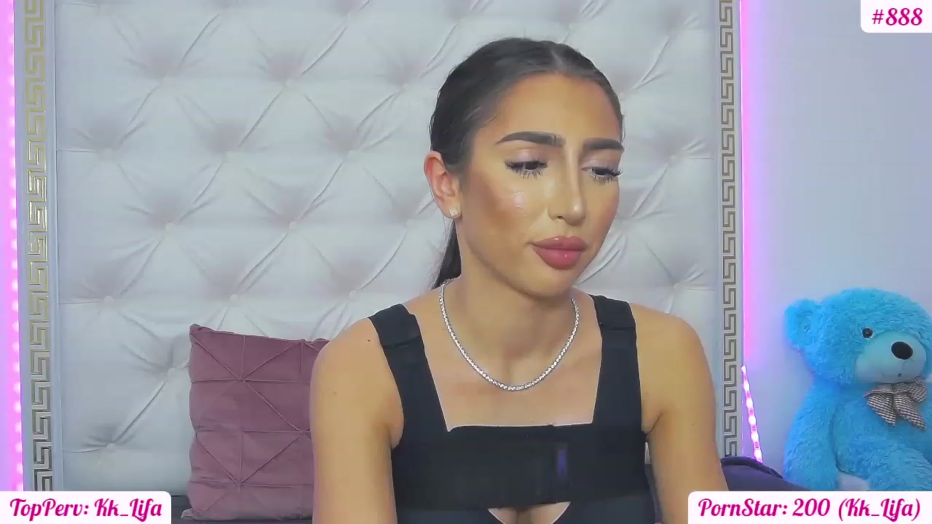 Gallery image thumbnail from KaraKhalifa's myfreecams stream on, 02/15/2023, 18:05 image 7 of 20
