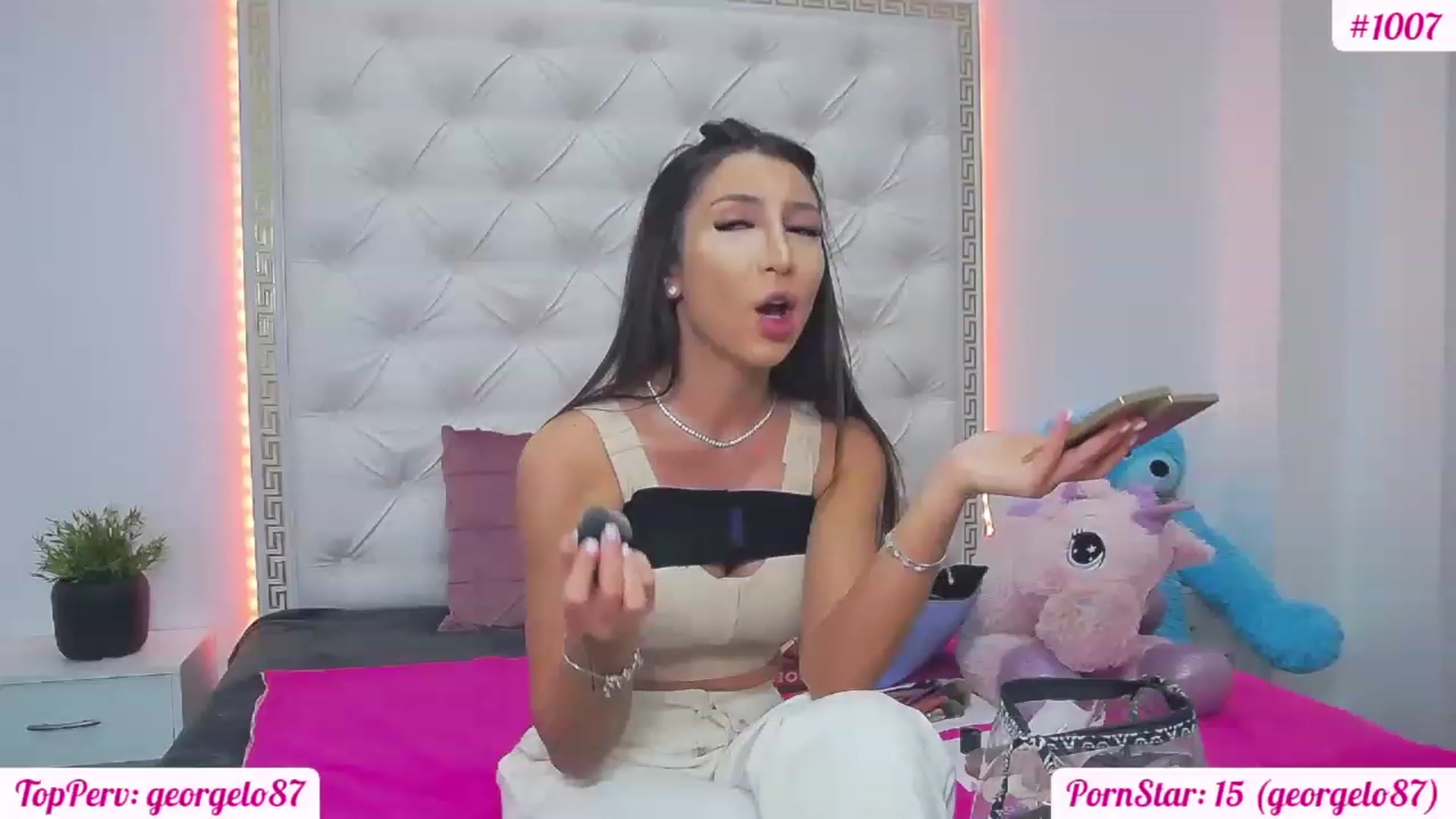 Gallery image thumbnail from KaraKhalifa's myfreecams stream on, 02/17/2023, 15:16 image 4 of 20