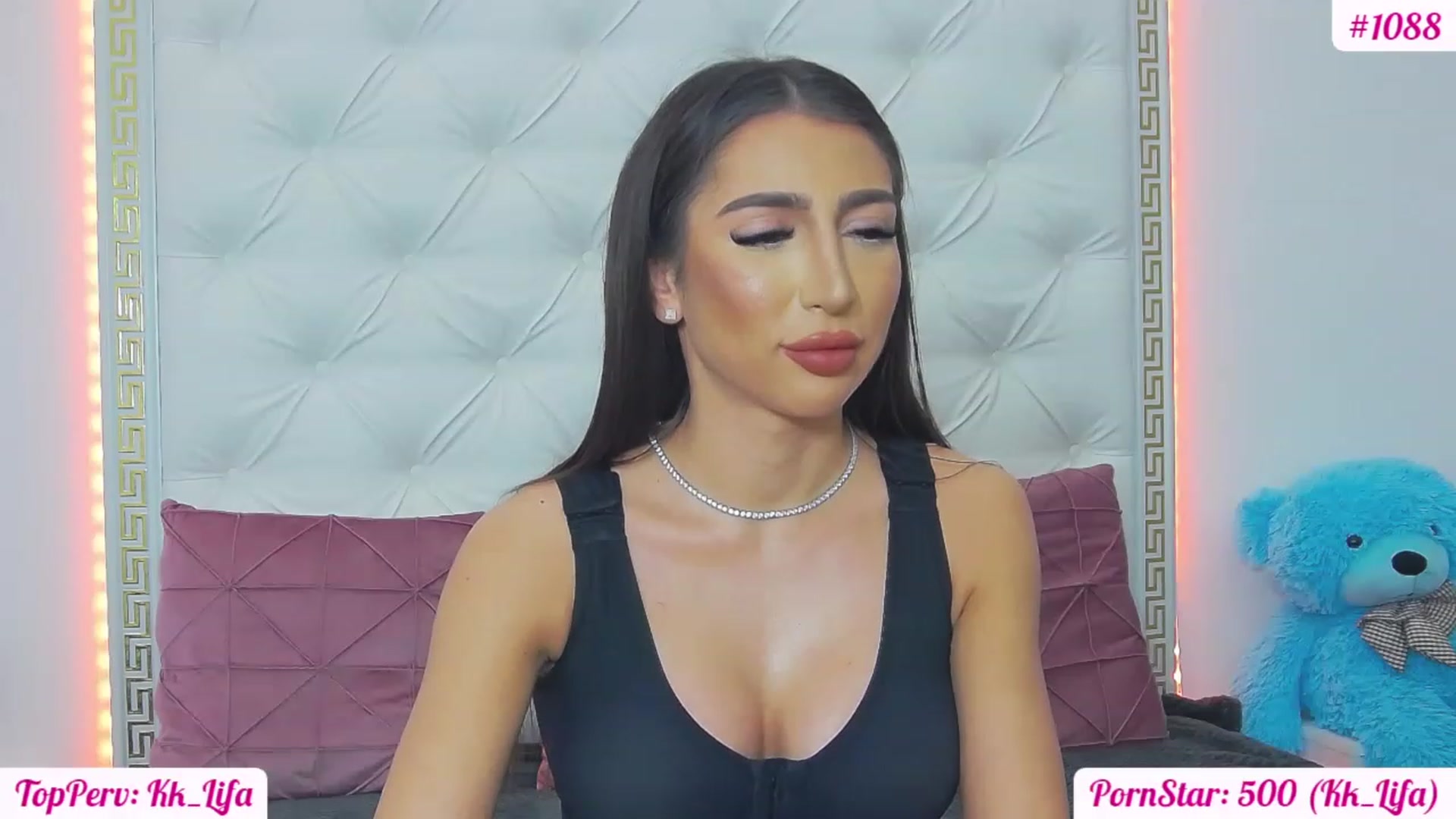Gallery image thumbnail from KaraKhalifa's myfreecams stream on, 02/22/2023, 15:05 image 11 of 20