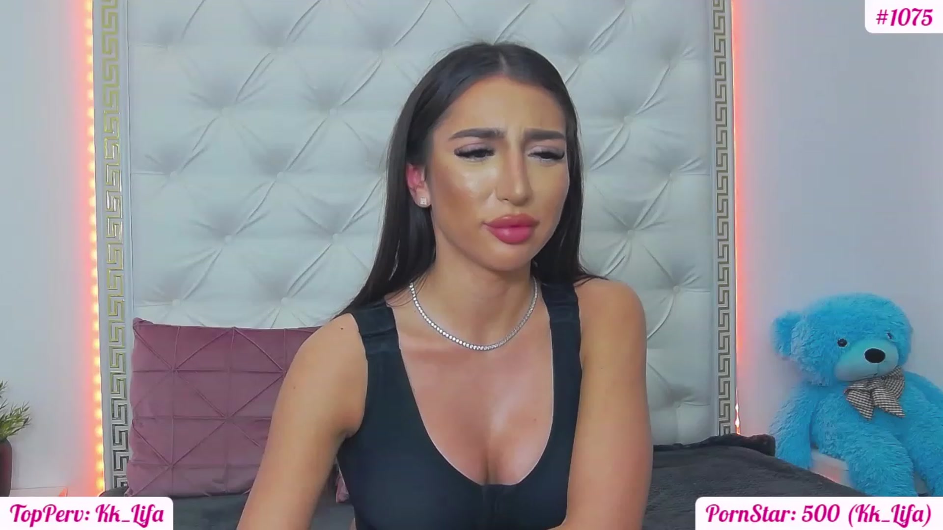Gallery image thumbnail from KaraKhalifa's myfreecams stream on, 02/22/2023, 20:04 image 12 of 20