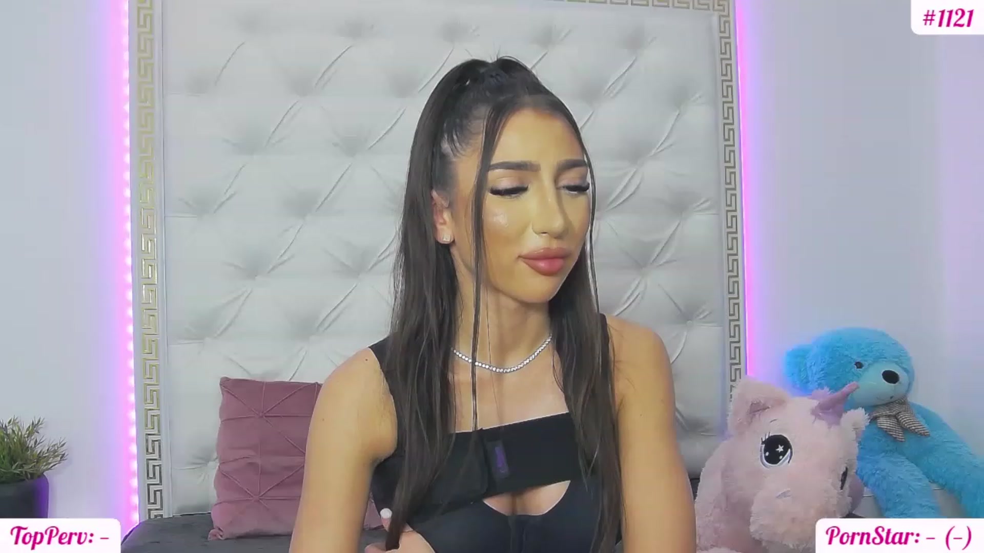 Gallery image thumbnail from KaraKhalifa's myfreecams stream on, 02/23/2023, 14:04 image 20 of 20