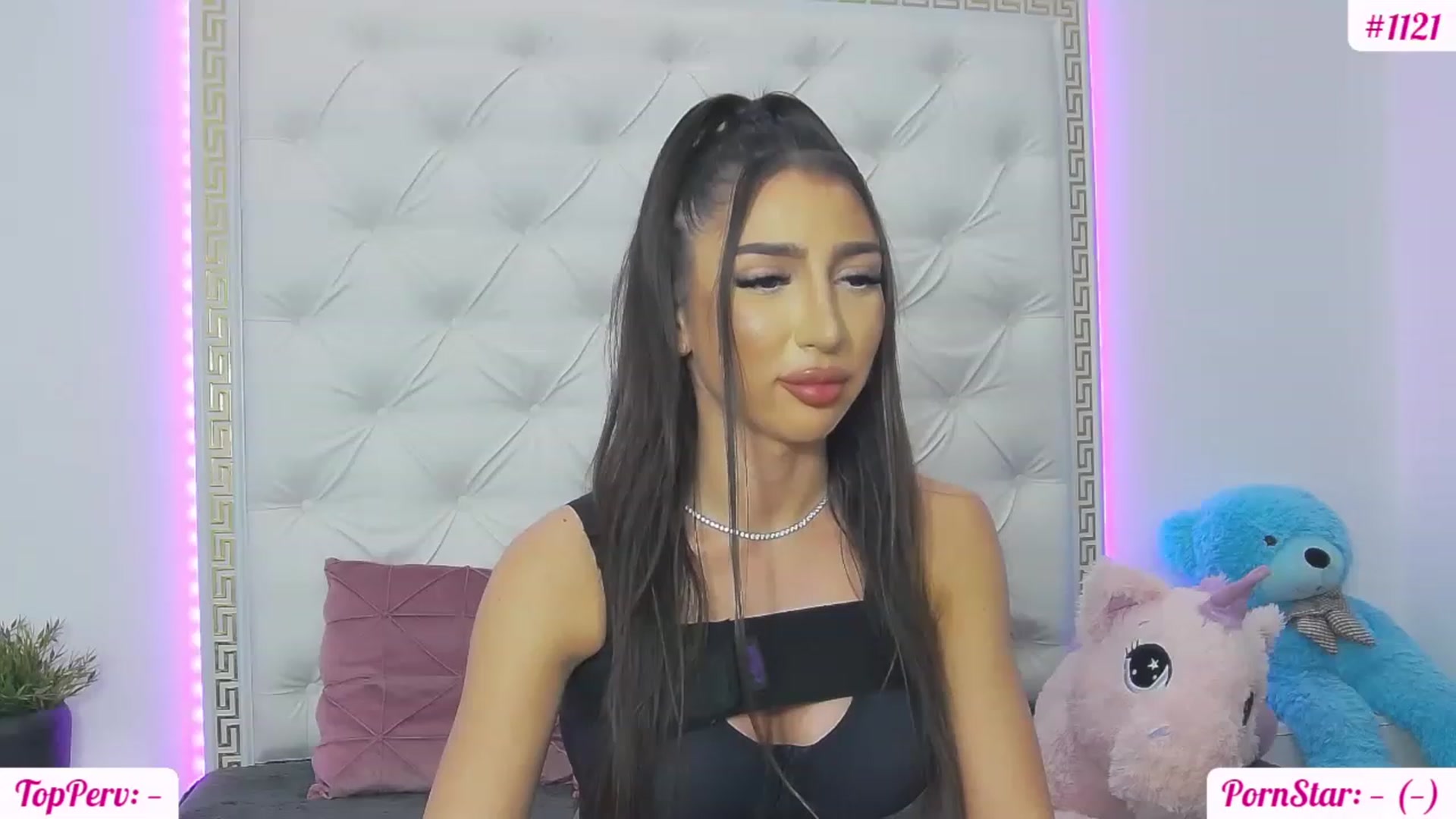 Gallery image thumbnail from KaraKhalifa's myfreecams stream on, 02/23/2023, 14:04 image 11 of 20