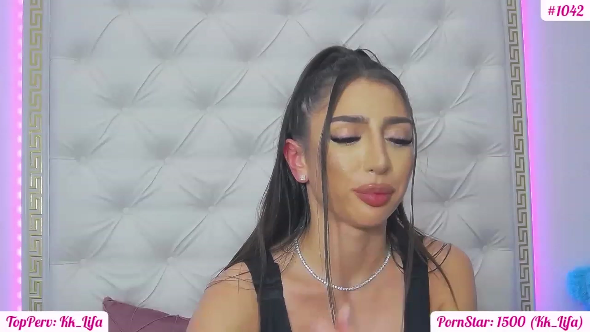 Gallery image thumbnail from KaraKhalifa's myfreecams stream on, 02/23/2023, 18:47 image 13 of 20