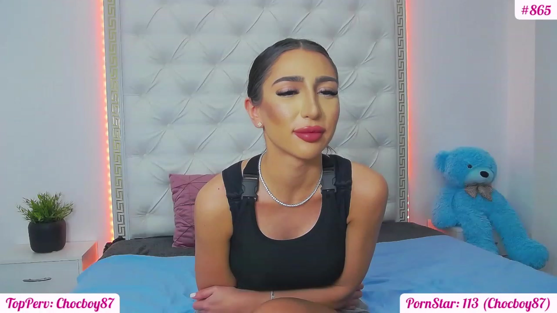 Gallery image thumbnail from KaraKhalifa's myfreecams stream on, 02/28/2023, 15:31 image 17 of 20