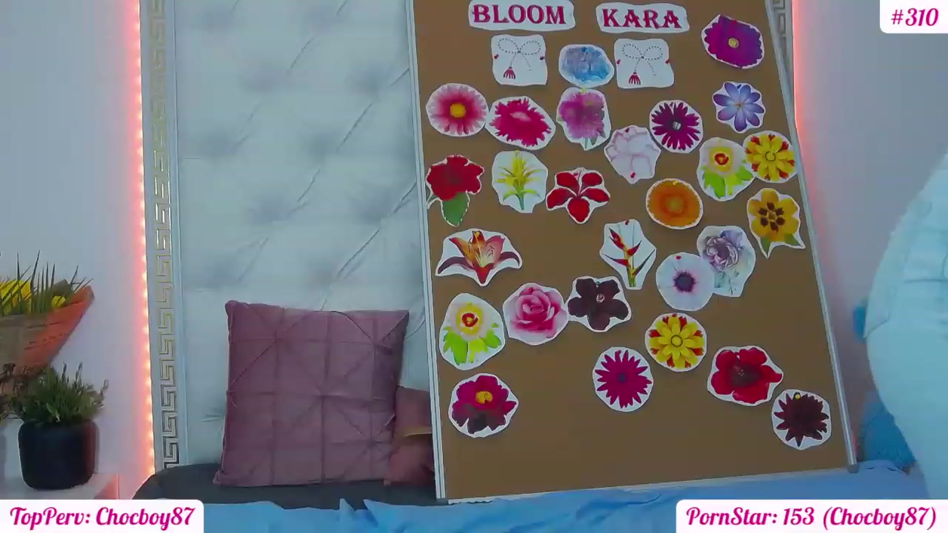 Gallery image thumbnail from KaraKhalifa's myfreecams stream on, 03/01/2023, 19:54 image 19 of 20