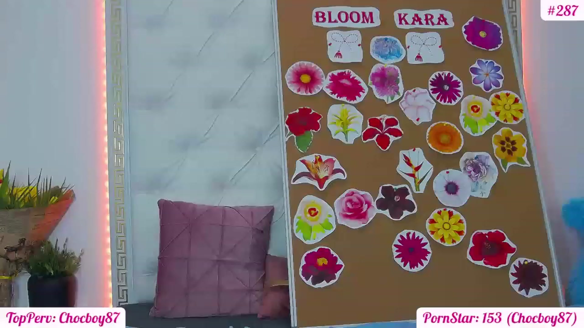 Gallery image thumbnail from KaraKhalifa's myfreecams stream on, 03/01/2023, 19:54 image 10 of 20