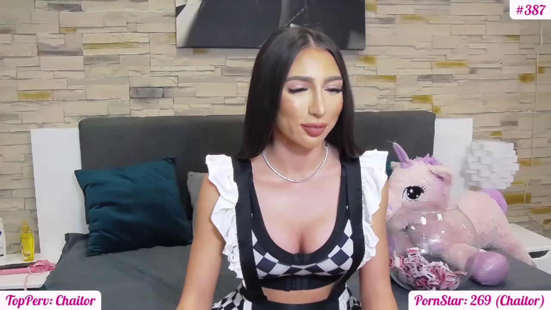 Gallery image thumbnail from KaraKhalifa's myfreecams stream on, 03/05/2023, 15:53 image 2 of 20