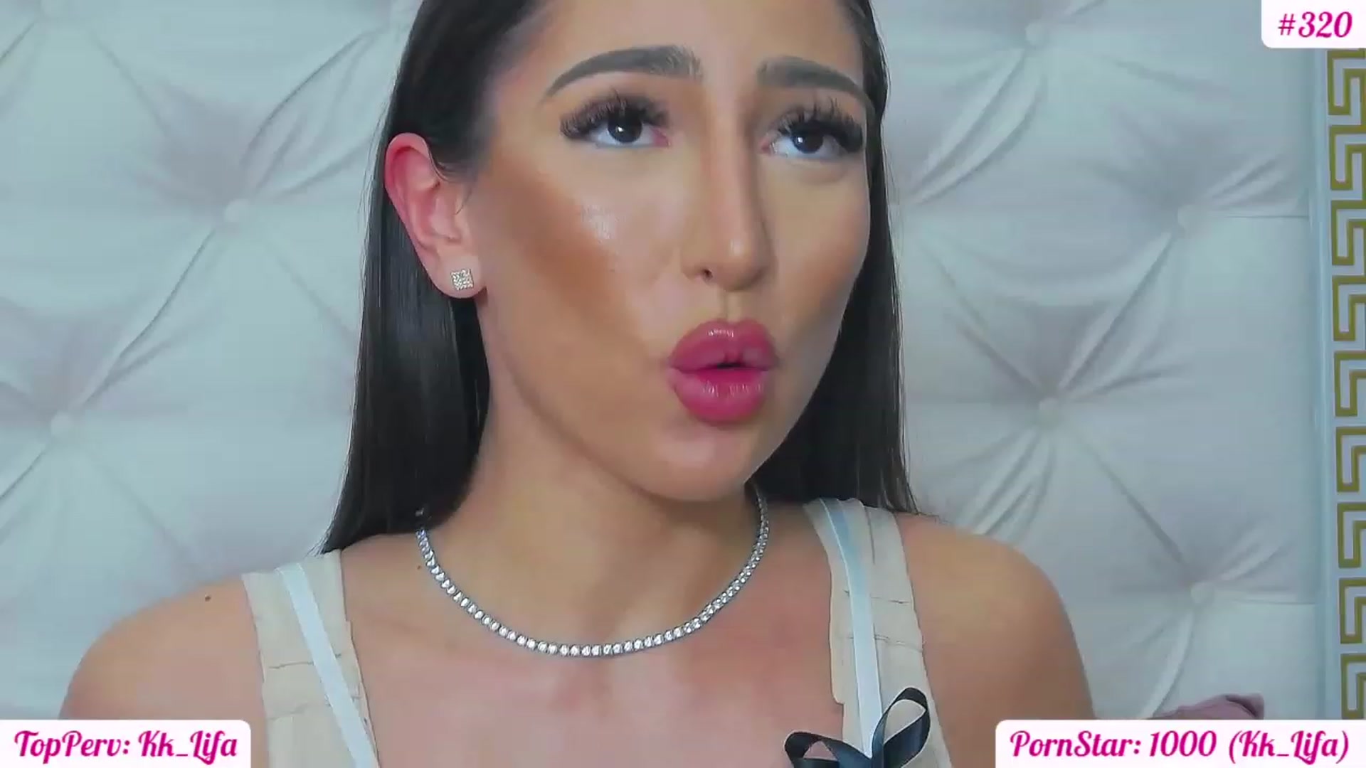 Gallery image thumbnail from KaraKhalifa's myfreecams stream on, 03/15/2023, 19:05 image 18 of 20