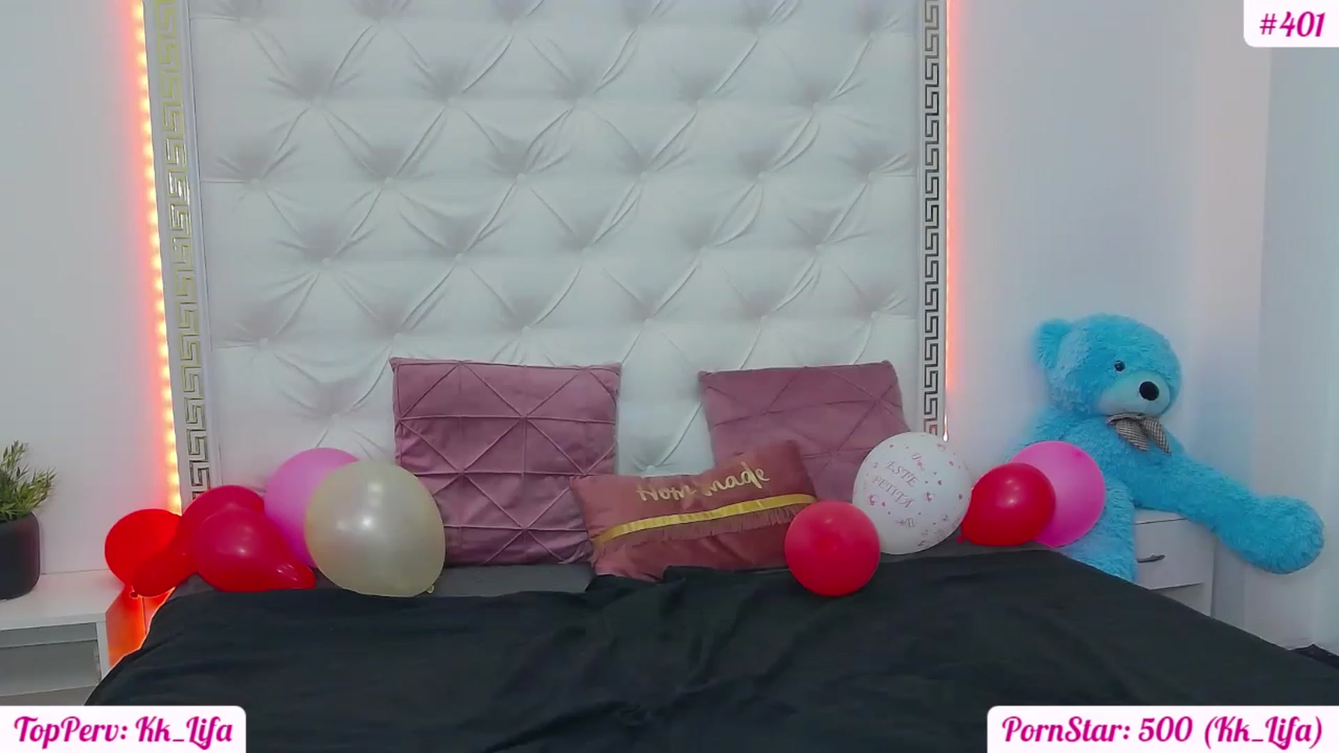 Gallery image thumbnail from KaraKhalifa's myfreecams stream on, 03/18/2023, 19:54 image 10 of 20