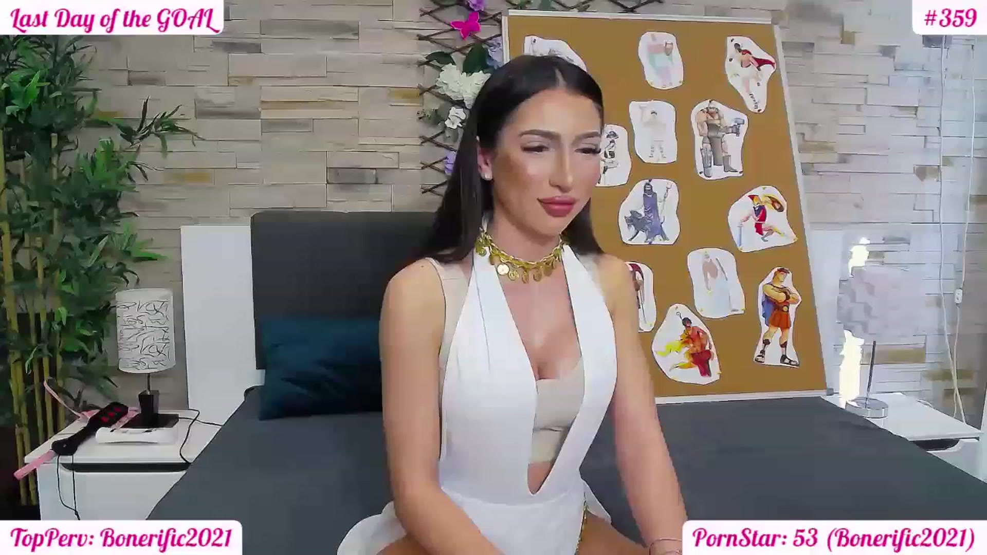 Gallery image thumbnail from KaraKhalifa's myfreecams stream on, 03/26/2023, 13:22 image 9 of 20