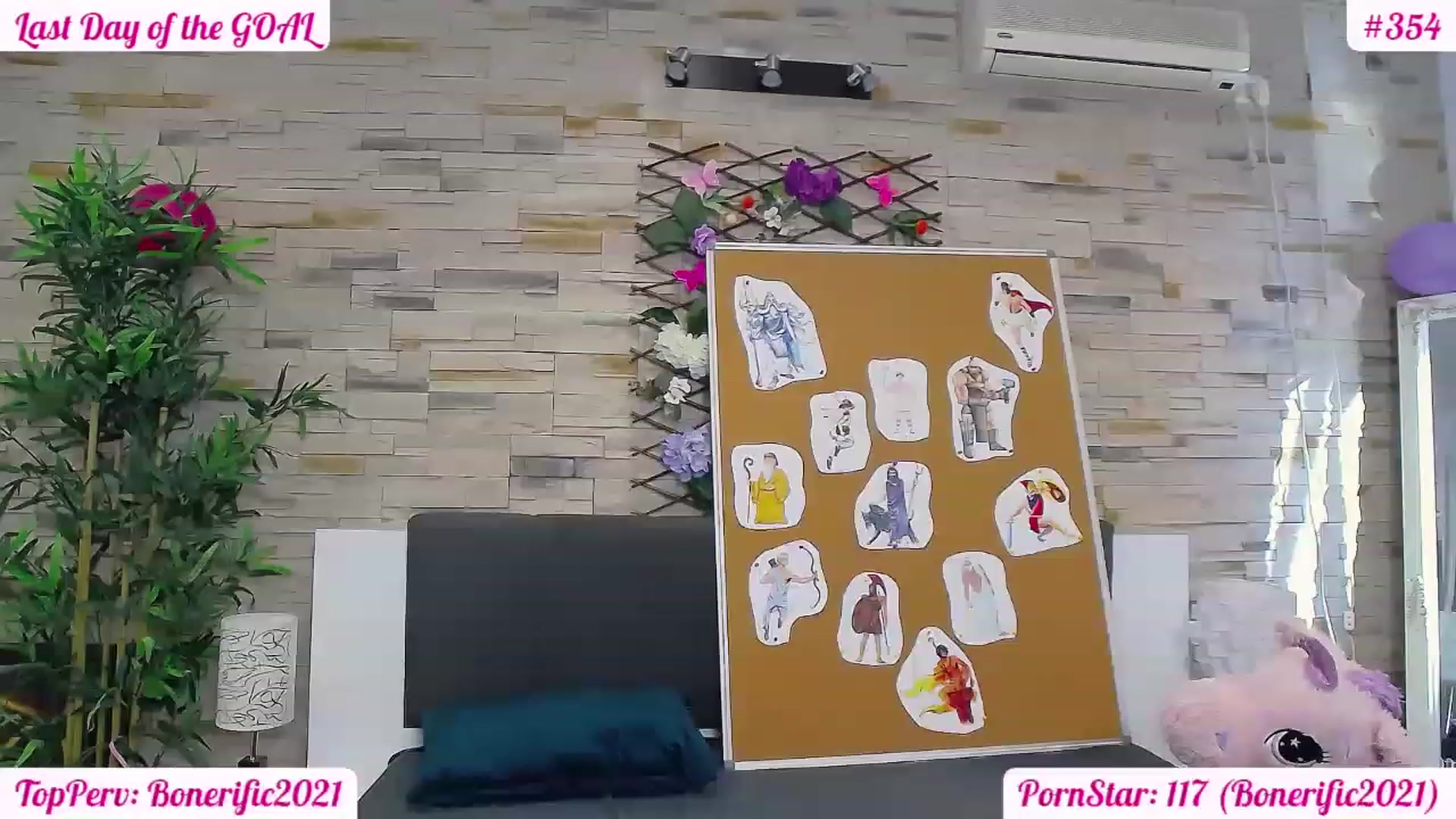 Gallery image thumbnail from KaraKhalifa's myfreecams stream on, 03/26/2023, 15:41 image 12 of 20