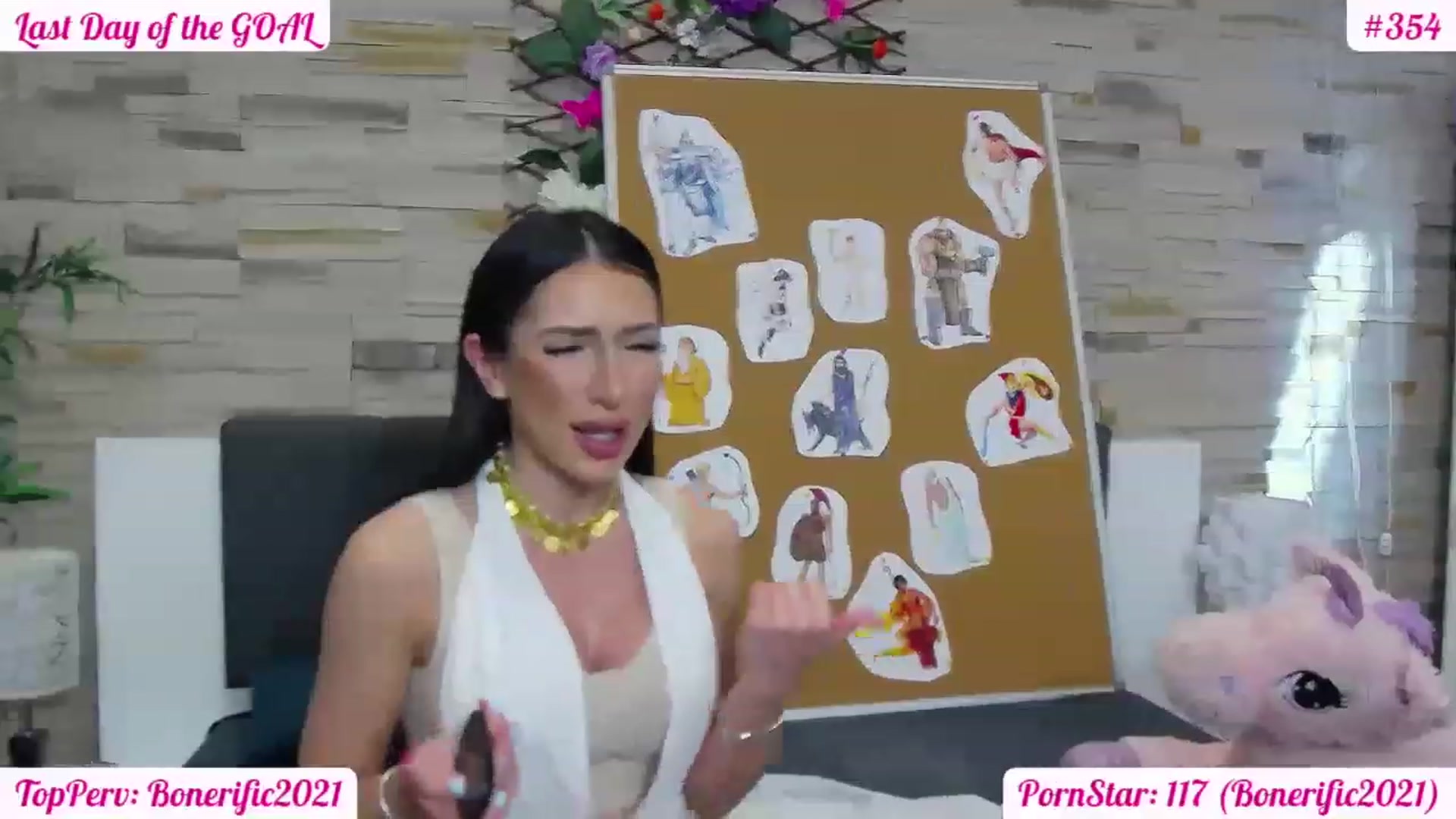 Gallery image thumbnail from KaraKhalifa's myfreecams stream on, 03/26/2023, 15:41 image 16 of 20