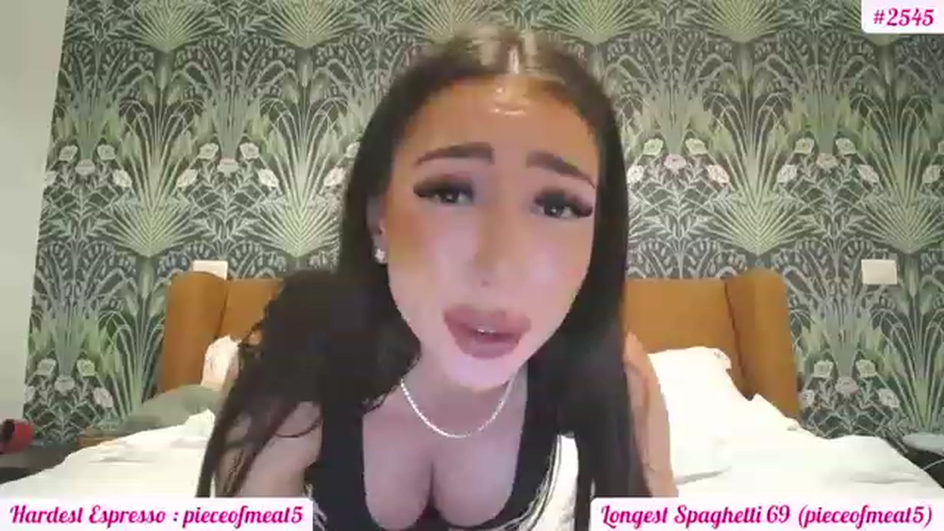 Gallery image thumbnail from KaraKhalifa's myfreecams stream on, 04/01/2023, 21:12 image 8 of 20