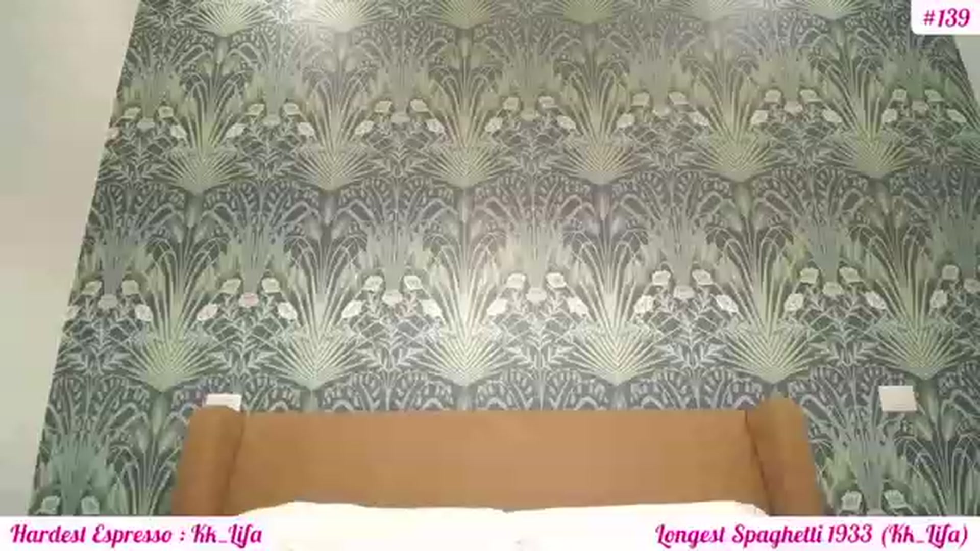Gallery image thumbnail from KaraKhalifa's myfreecams stream on, 04/02/2023, 24:03 image 7 of 20