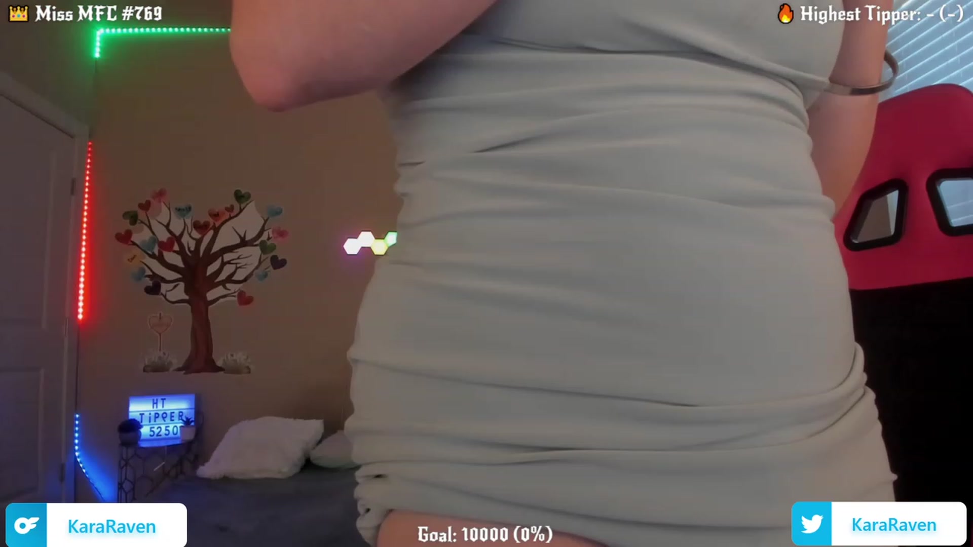 Gallery image thumbnail from KaraRaven's myfreecams stream on, 08/21/2023, 16:01 image 9 of 20