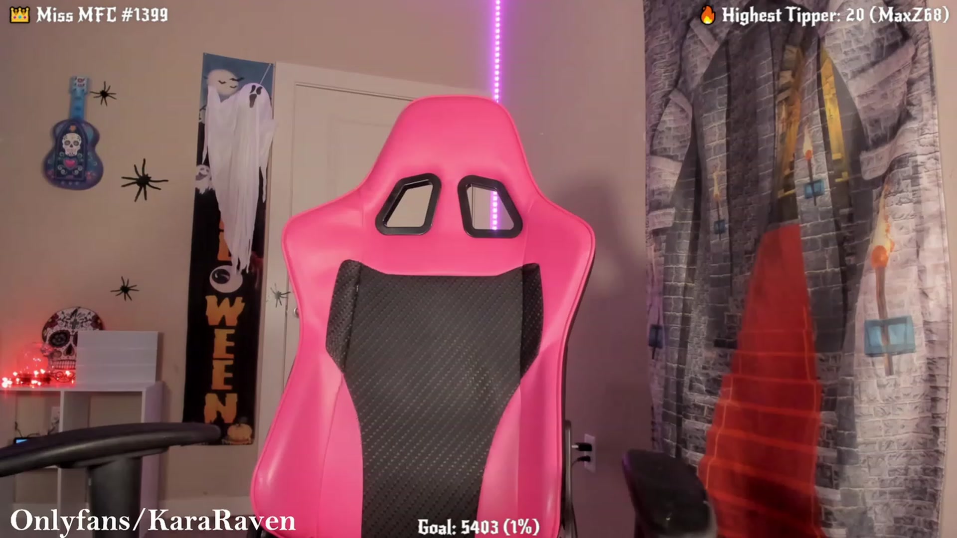 Gallery image thumbnail from KaraRaven's myfreecams stream on, 10/07/2023, 15:39 image 16 of 20