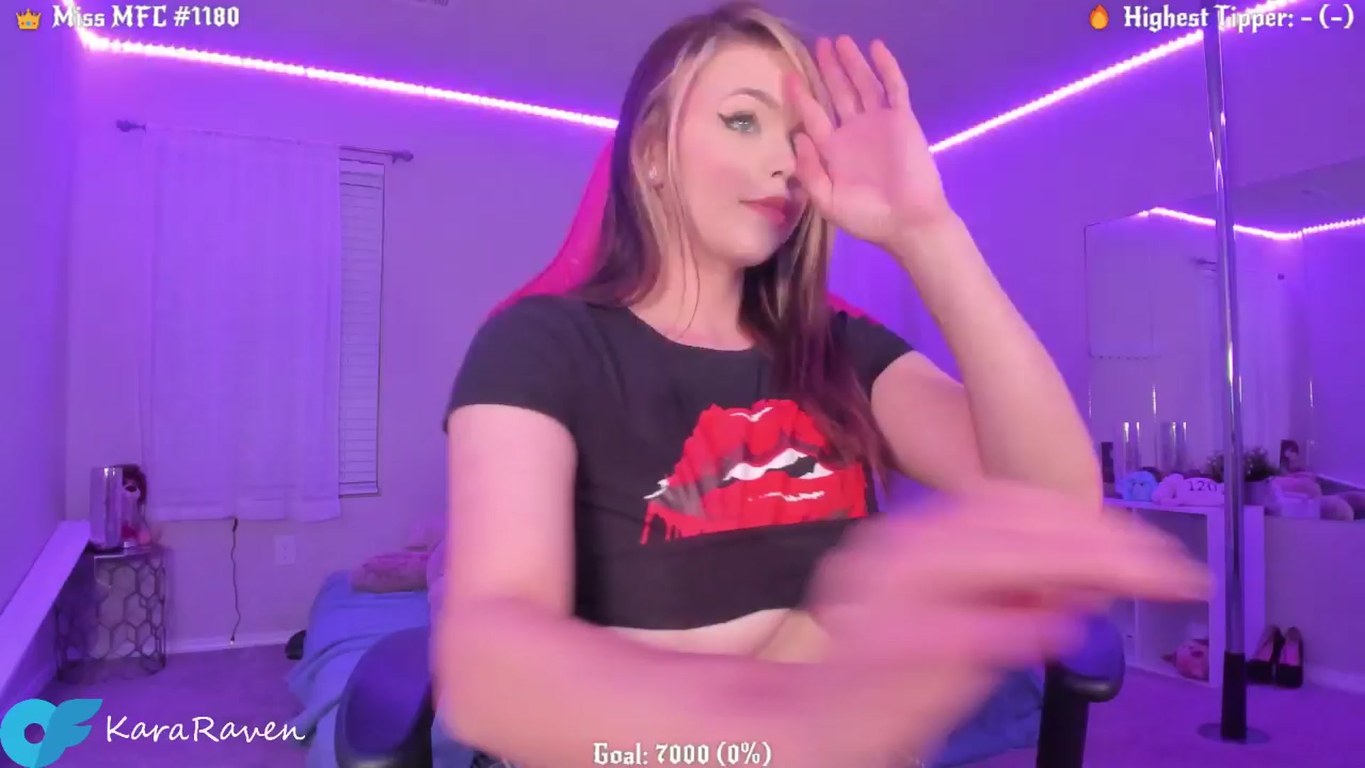 Gallery image thumbnail from KaraRaven's myfreecams stream on, 05/21/2024, 02:09 image 2 of 20